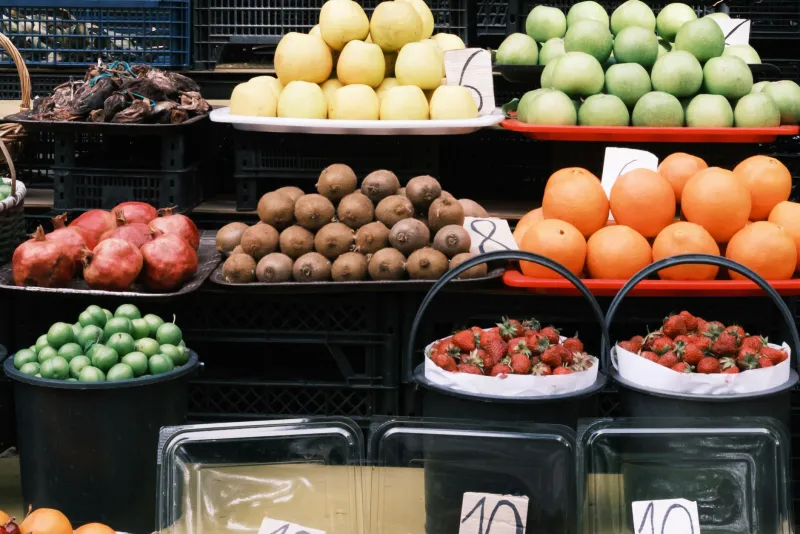 Fruta Feia Também É Fruta: Por Que as Imperfeições na Casca Podem Esconder o Melhor Nutriente do Mercado